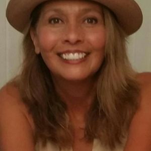 Meet your Posher, Elda